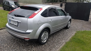 FORD FOCUS 1.6 benzina, 101 cp, 2006, euro 4, GPL,hatchback 5 usi, KEYLESS GO-ENTRY - imagine 2