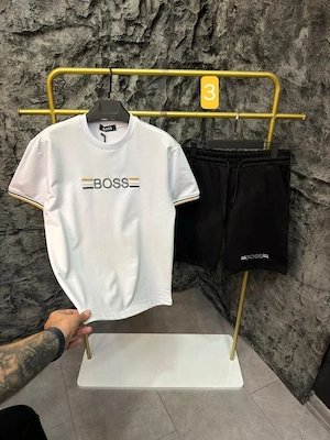 compleu bărbați boss