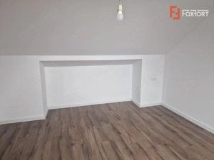 Duplex de vanzare cu 3 camere - zona Mosnita Noua - imagine 12