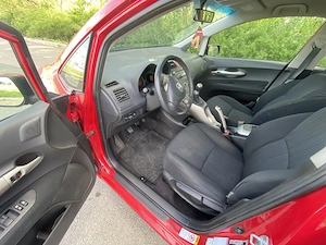 Toyota Auris 1.4 Diesel - imagine 6