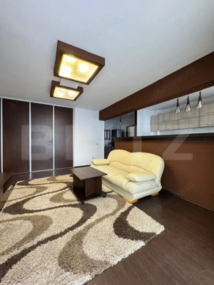 Apartament 2 camere,  52 mp, etaj intermediar, parcare, 2 balcoane, zona Terra - imagine 4