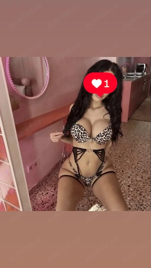 Brunetă ,disponibilă.