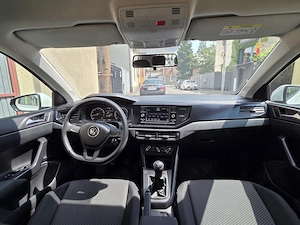 Volkswagen Polo 2021 1.0 MPI 80CP TVA deductibil AC Front Assist - imagine 10
