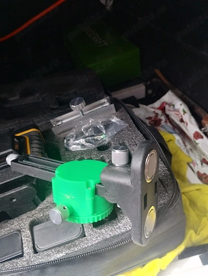 nivelă laser 4D 