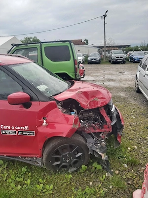 Suzuki Ignis  2018 ROȘU  Avariat PREȚ Avantajos - imagine 3