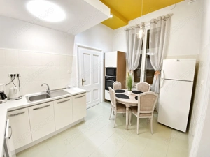 Comision 0%, Apartament 4 camere, RENOVAT, Etaj 2, 134 mp, Zona Sinaia - imagine 9