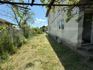 Casa P+E, 110 mp utili, 700 mp teren, zona Sat Jiului - imagine 2