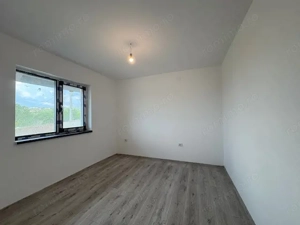 122000euro, Casa cu 3 camere,single,dressing/2bai,beci!!! - imagine 4