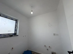 122000euro, Casa cu 3 camere,single,dressing/2bai,beci!!! - imagine 5