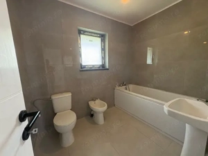 122000euro, Casa cu 3 camere,single,dressing/2bai,beci!!! - imagine 2