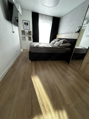 Proprietar, inchiriez apartament cu 3 camere si loc de parcare, aproape de metrou si parc - imagine 5