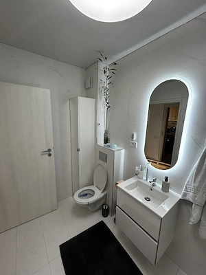 Proprietar, inchiriez apartament cu 3 camere si loc de parcare, aproape de metrou si parc - imagine 9