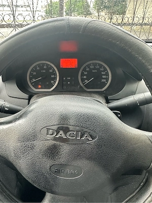 dacia logan  - imagine 4