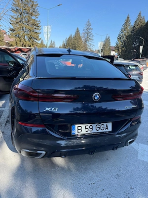 BMW X6 xDrive30d   SUV premium 2021, diesel, cu doar 46.301 km parcurși. Modelul impresionează prin  - imagine 2