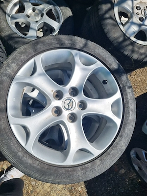 4 cauciucuri de vara 205 50 17 cu jante de aliaj 5x114.3 de mazda - imagine 3