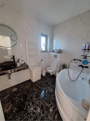 Persoană fizică vând duplex modern P+1+Pod, situat în zona 5 Drumuri   Valea Adâncă, Iași - imagine 4