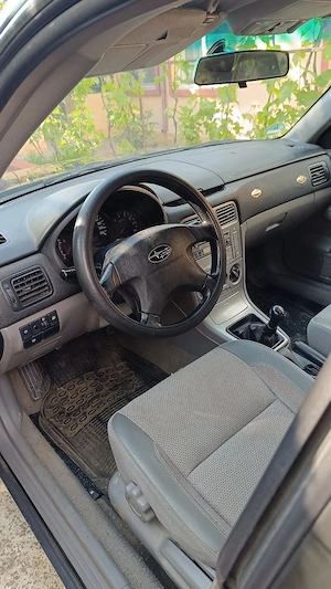 Subaru Forester 2.0 ..4x4.proprietar  - imagine 5