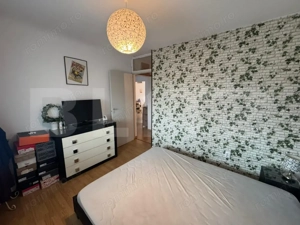 Apartament de 4 camere, decomandat, zona Sara cartier 1 Mai  - imagine 4