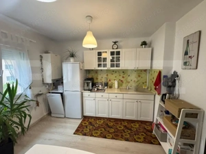 Apartament de 4 camere, decomandat, zona Sara cartier 1 Mai  - imagine 6