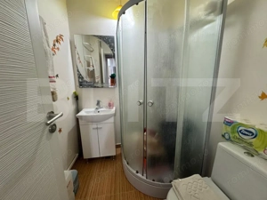 Apartament de 4 camere, decomandat, zona Sara cartier 1 Mai  - imagine 9