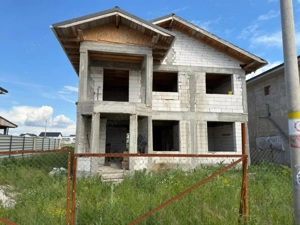 Vand casa la rosu, zona Magnolia - imagine 3