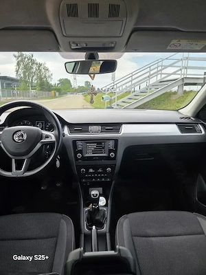 Skoda Rapid  - imagine 2