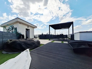 BRAYTIM.Penthouse cu terasa de 70 mp.2 locuri de parcare!