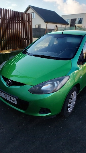 vand mazda 2