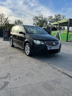 Se vinde Volkswagen Touran 2007