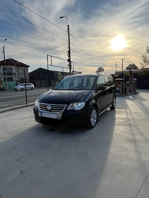 Se vinde Volkswagen Touran 2007 - imagine 2