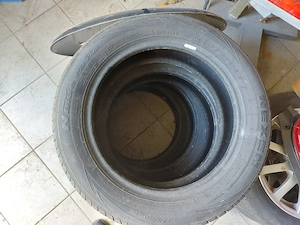Anvelope vara Nexen 175/60R15