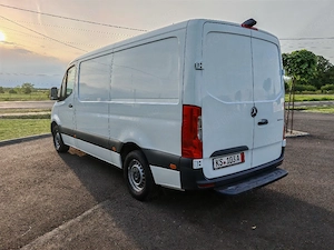 Mercedes Sprinter 315 cdi mediu model 2022 - imagine 8