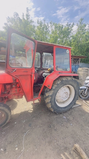 Tractor Universal 445 - imagine 4