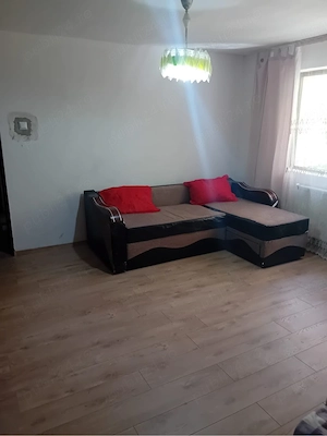 Închiriez apartament 2 camere, parter, zona Visoi.