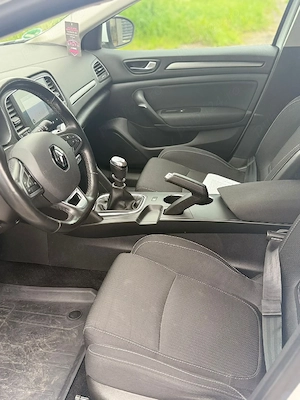 Renault Megane Grandtour 1.5 DCI - imagine 9