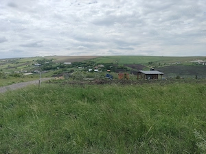 PF vând o parcele de 600 mp teren extravilan (grădina), in Valea Fanatelor, spre Pădureni, Cluj-N