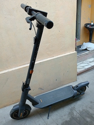 Trotinetă electrică Segway ninebot 2024 nouă
