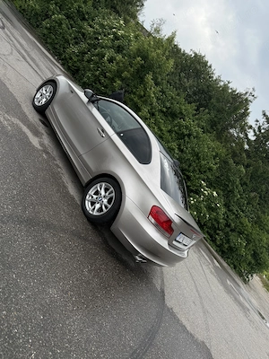 BMW seria 1 coupe e82 2.0D 2009 manual - imagine 4