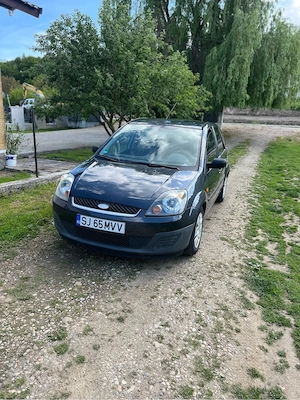 ford fiesta  - imagine 4