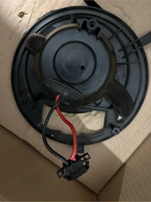 vand ventilator habitaclu skoda octavia 2 - imagine 2