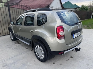 Vand Dacia Duster 4X4 - imagine 4