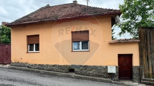 Casă individuală de vânzare pe str. Cloșca din Brașov | Centru istoric