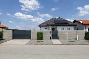 Casă modernă anul 2022 la cheie, in zona 6 vanatori, aproape de AFI
