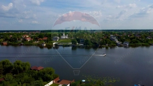 Vila la Lacul Snagov deschidere 21 ml,  ponton propriu