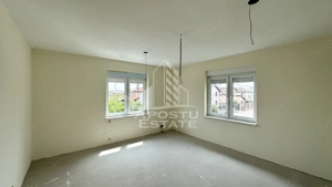 Casa individuala de vanzare cu 5 camere in Dumbravita - imagine 10
