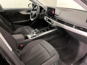 Audi A4 - imagine 11