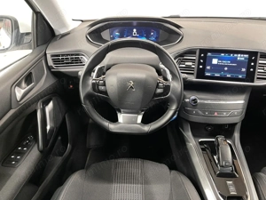 Peugeot 308 - imagine 6