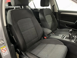 Volkswagen Passat - imagine 9