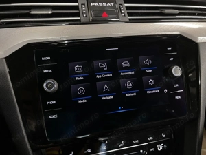 Volkswagen Passat - imagine 17
