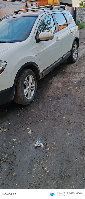 Vind Nisan Qashqai 2 motor 1500 .110cp mașină funcționează perfect mai multe detali la telefon